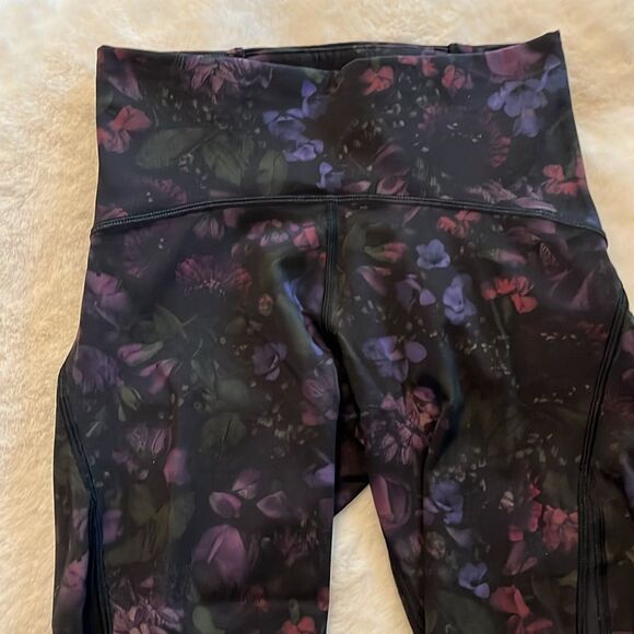 Lululemon Floral Print Wunder Under Crop Leggings Frozen Flourish Size 4 - Picture 4 of 15